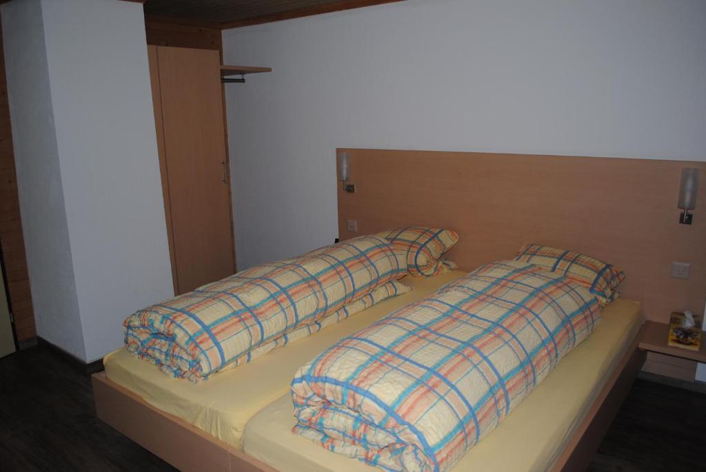 Hotel Des Alpes Kandersteg Bilik gambar
